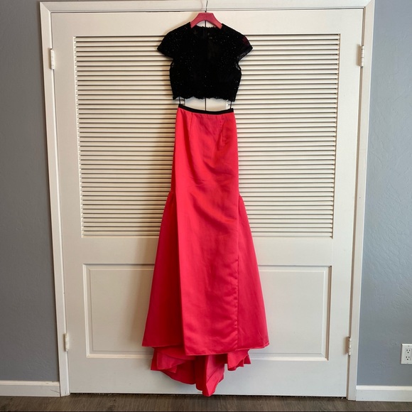 Mac Duggal Hot Pink and Black Evening Gown - Picture 2 of 5